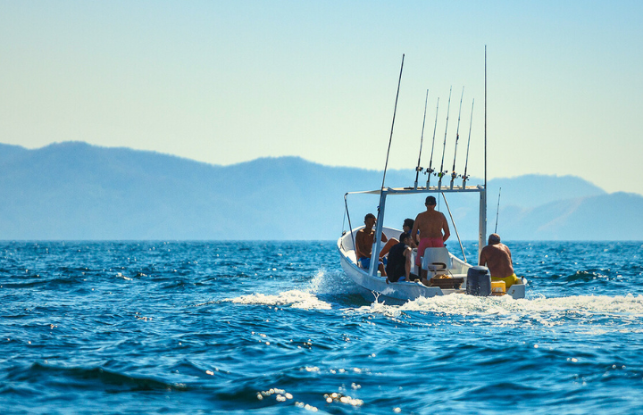 Costa Rica experienced an influx of traveling sportfishers during the 1980s, marking the beginning of a wave that would shape the country's fishing tourism industry.